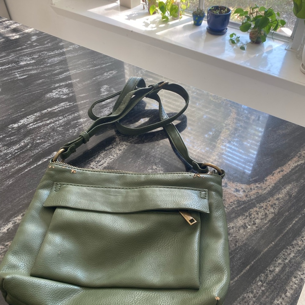 Universal Thread Olive Crossbody Bag